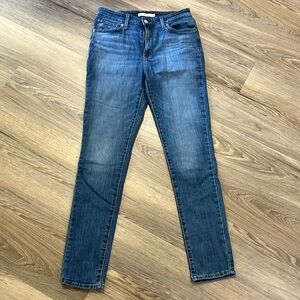 Levi’s 721 Skinny Jeans